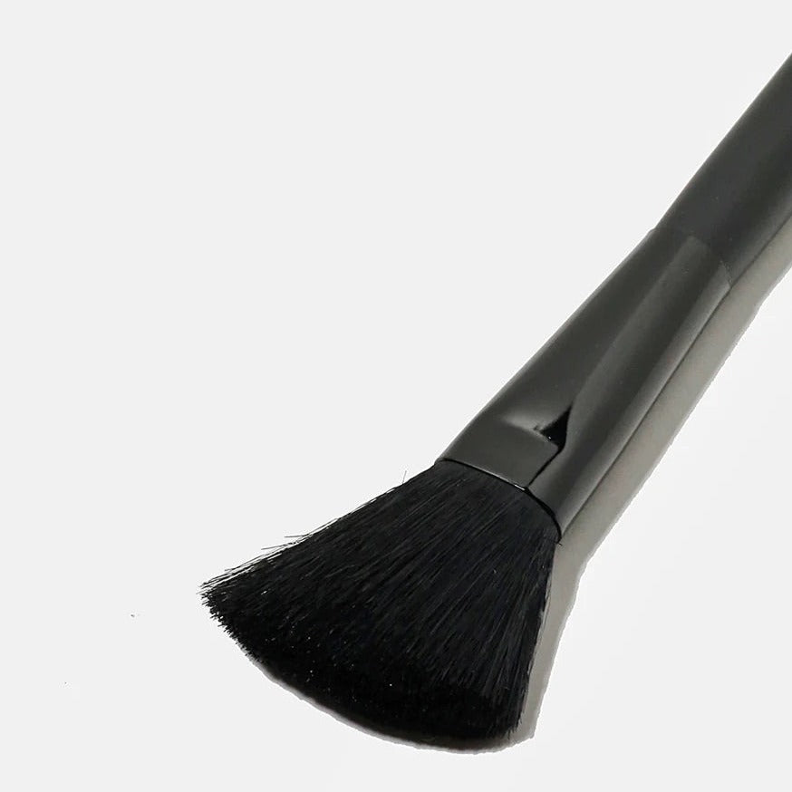 Cala Travel Blush Brush